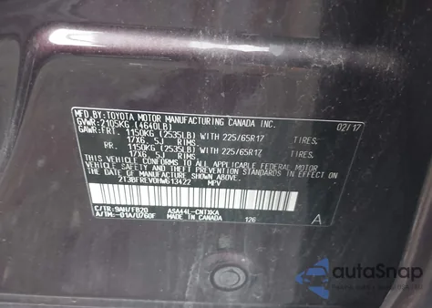 2017 Toyota Rav4 Le z USA, uszkodzony, nr VIN 2T3BFREV0HW613422